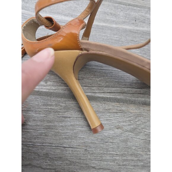 BCBG Maxazria Pointed Leather Lace Up Heels In Size 6.5. Made In Italy - Picture 6 of 8